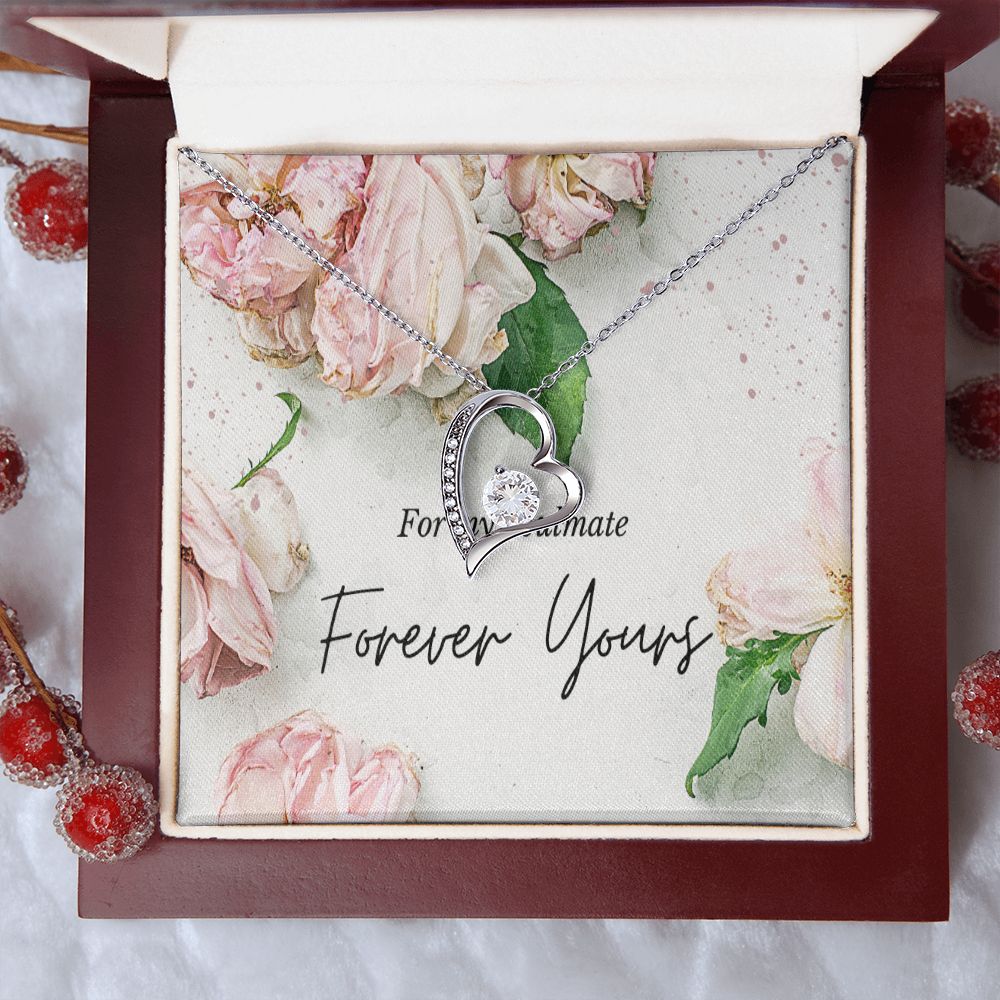 Forever Love Necklace (White or Yellow Gold Variant)