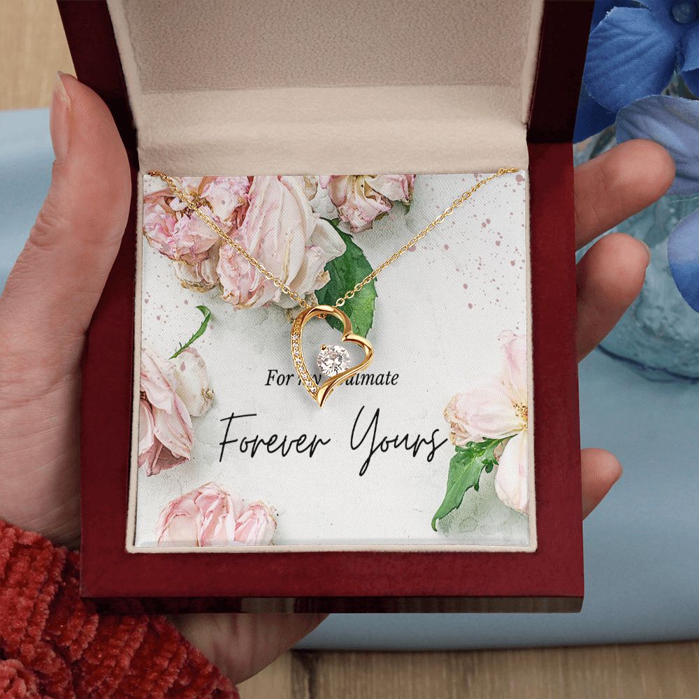Forever Love Necklace (White or Yellow Gold Variant)
